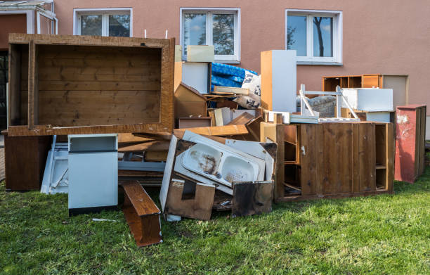 Best Yard Cleanup Services  in Eastlake, OH